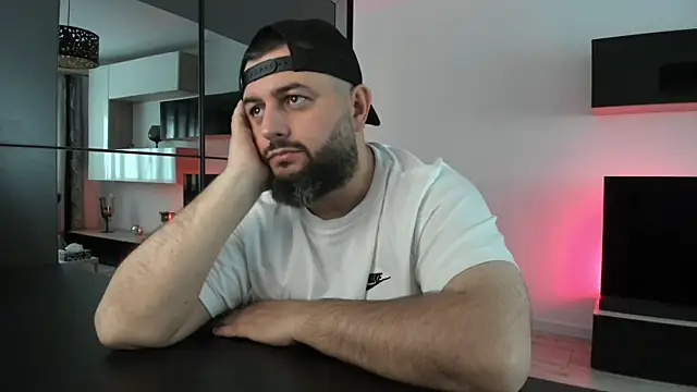 Chatroom XXX en direct de DravenPeak