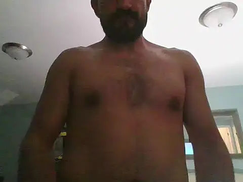 Show modela piggylatino na web-kameri