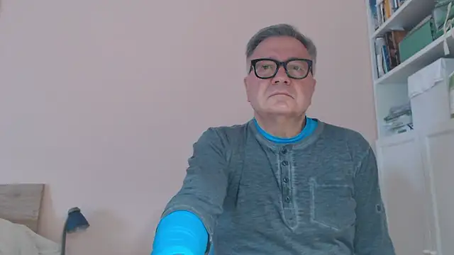 YOU6me Webcam show