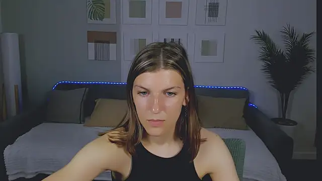 AnnaThorne's Live XXX Chat