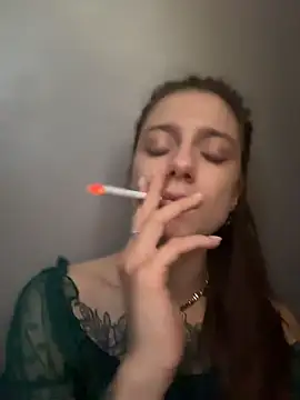 Eileen_Elfie Adlı Modelin Canlı XXX Sohbeti