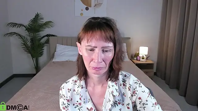 gracekellyyy Show in webcam