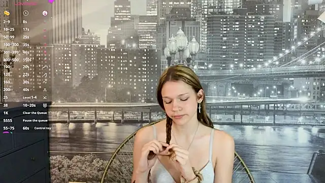 VelvetRisque Chat XXX live