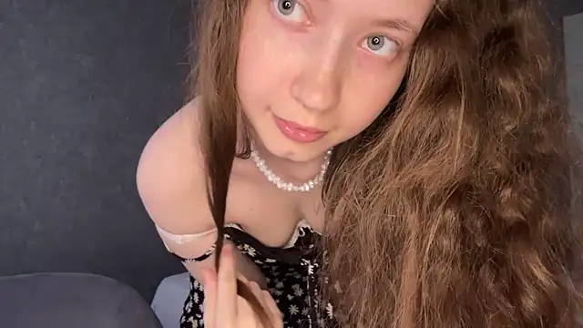 Emily_Mur_ Chat XXX in diretta