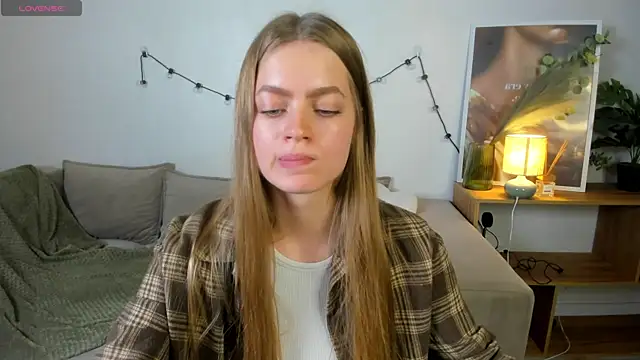Chat XXX en directo de HoneyEmilly