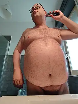 theitalianbear: απευθείας συνομιλί α ΧΧΧ