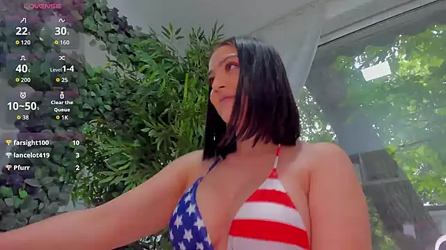 Chat +18 de Lexi_Storm ao vivo