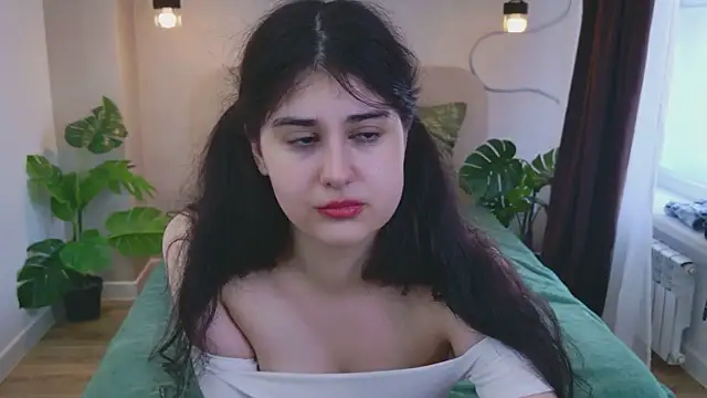 Chat XXX en directo de Lyra_Skye