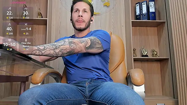 XXX chat uživo modela George_Diesell