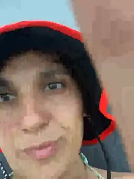 Chat +18 de _CurlySue_ ao vivo