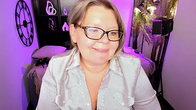 Shannonshine's Live XXX Chat