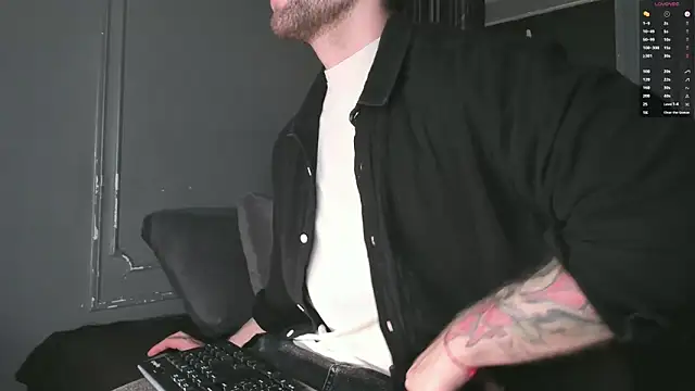 Živý XXX chat WayneWilson