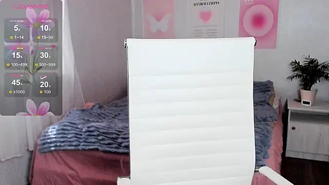 Geisha_Anna Adlı Modelin Canlı XXX Sohbeti