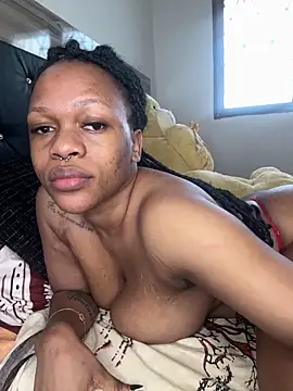 BonnyMolhada Adlı Modelin Canlı XXX Sohbeti