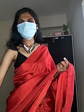 Shivani2002's Live XXX Chat