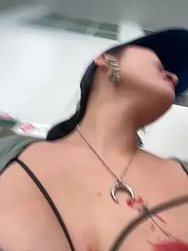 Yolanda9's Live XXX Chat