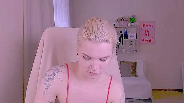 Hot_Blonda 라이브 XXX 채팅