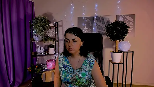 MartaEdams Adlı Modelin Canlı XXX Sohbeti