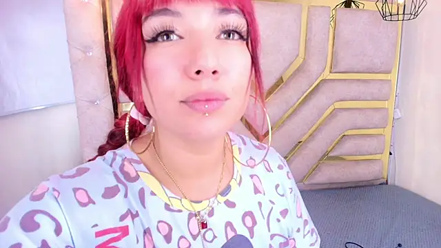 Soleil_66 Adlı Modelin Canlı XXX Sohbeti
