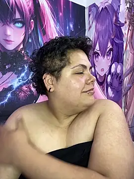 Hailey_CurvyのライブXXXチャット