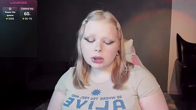 Chat XXX en directo de LottieReed