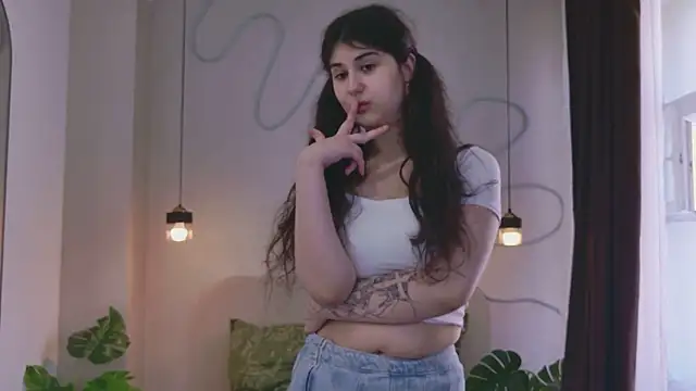 Онлайн чат XXX Lyra_Skye
