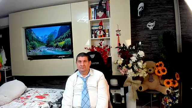 SpartacusDaddy48 Show Webcam