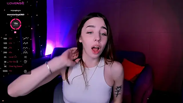 CharliGrace_ Adlı Modelin Canlı XXX Sohbeti