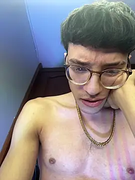 ArthurDavies- Live XXX-Chat