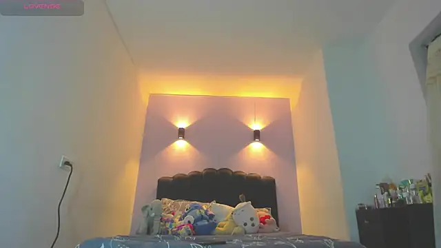 Sofia_Clauss_ Obrolan Langsung XXX