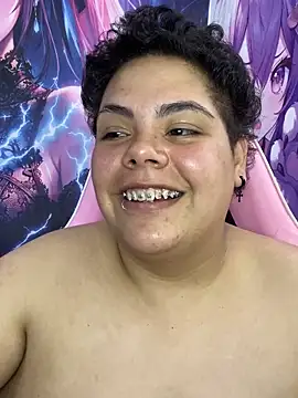 Hailey_CurvyのライブXXXチャット