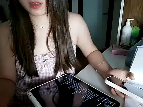 Linzly 라이브 XXX 채팅