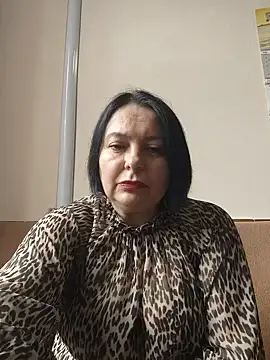 Show modela EmmaEmmy40 na web-kameri