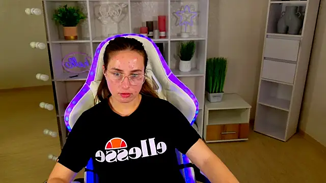 NadinnL Live XXX Chat