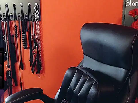 Czat XXX na żywo – _MissJaneWarren_