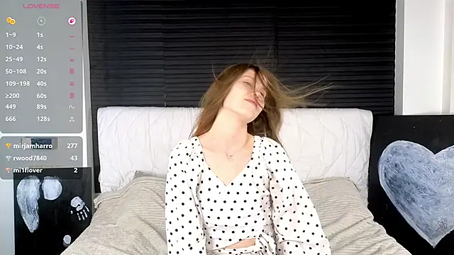UlaSaikin Live XXX chat