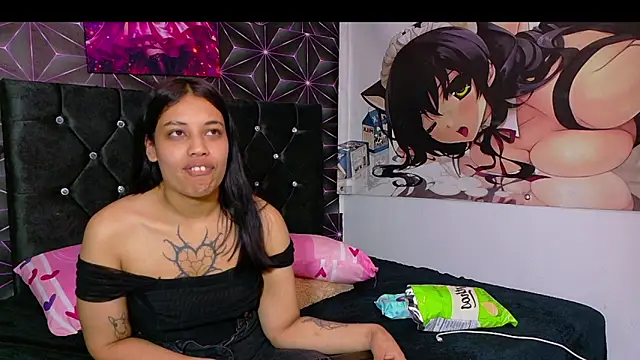 Chat +18 de AryahMoonn ao vivo