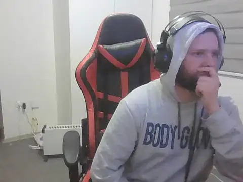 Giingz22's Webcam Show