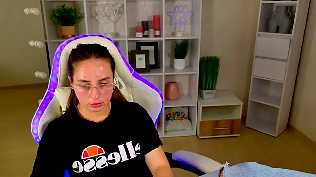 Živý XXX chat NadinnL