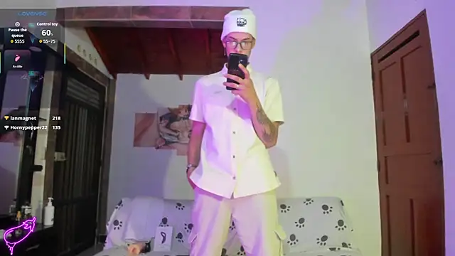Vlad__night Show in webcam