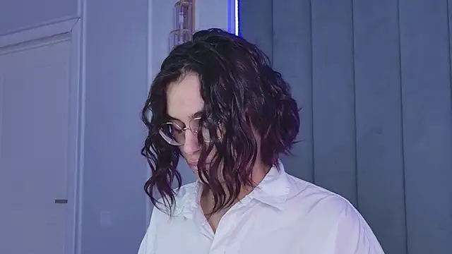 XXX chat uživo modela VioletAsh