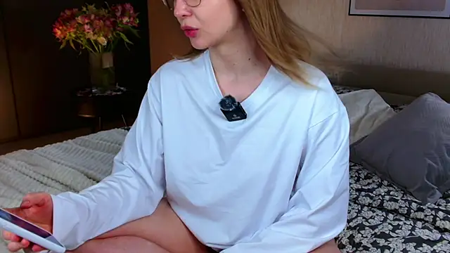 mynameloveeeeee Chat XXX in diretta