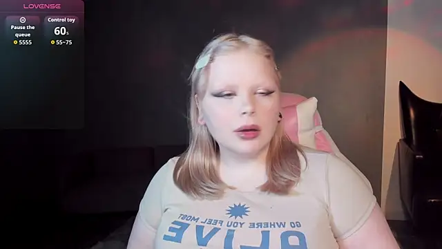 LottieReed's Live XXX Chat