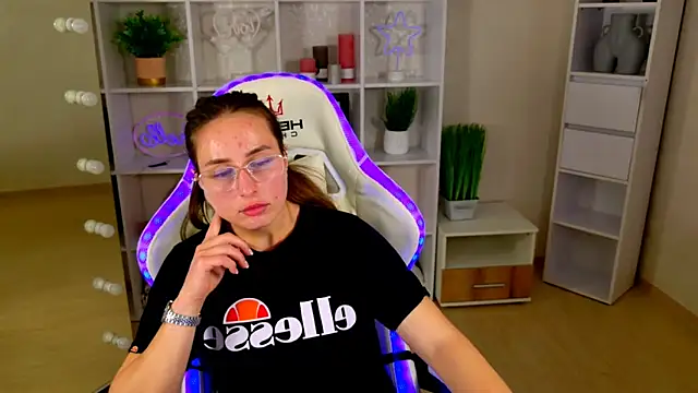 Chat XXX en directo de NadinnL