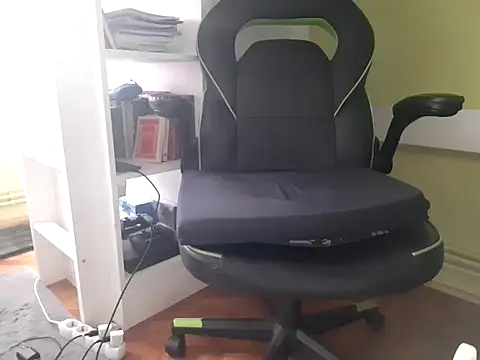 Chat XXX en directo de feathersify