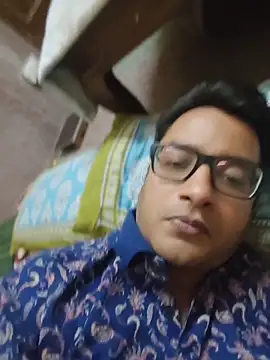 عرض كام InnocentFlirtt