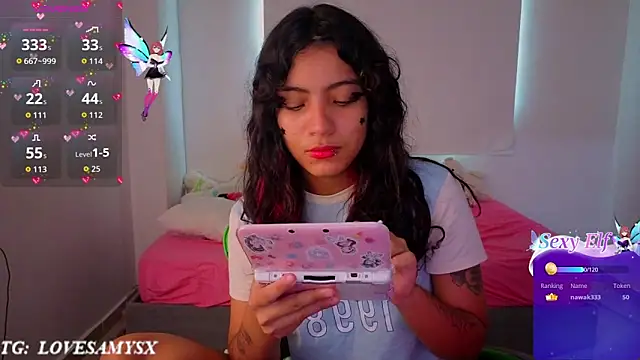 Lovelyamyy Chat XXX in diretta
