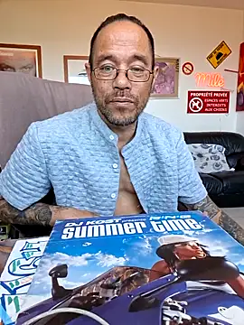 Chat XXX Live Mr_Graffitimile