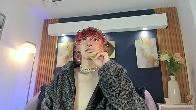 Cain_Dantalion Show in webcam