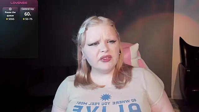LottieReed's Live XXX Chat
